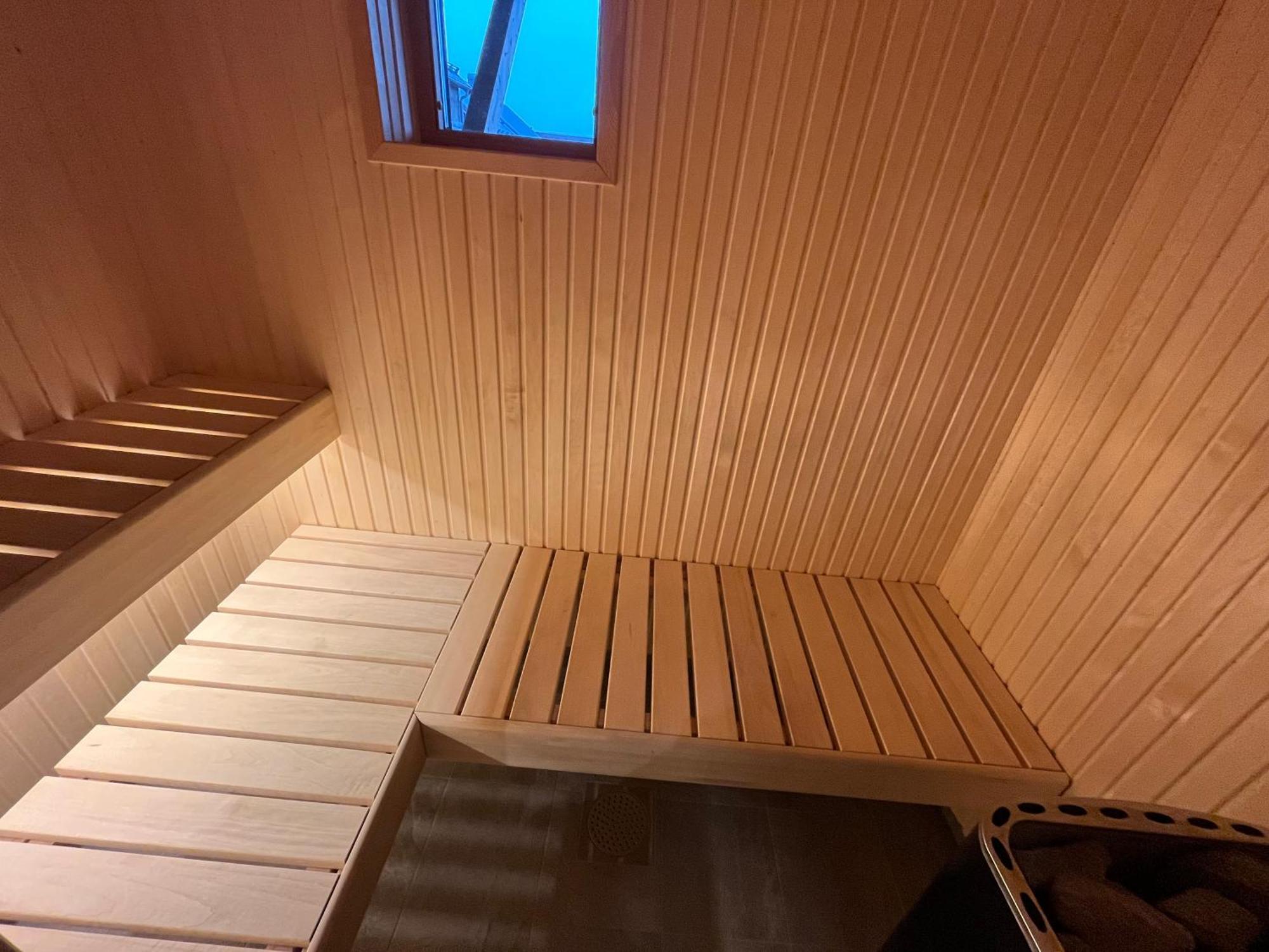 Funaesdalsporten Funaesdalen Buitenkant foto
